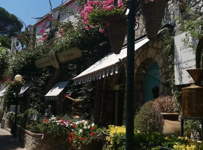 Center Augusto Park カプリ